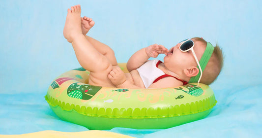 bébé en vacances: Bébé Ailleurs Que Chez Lui