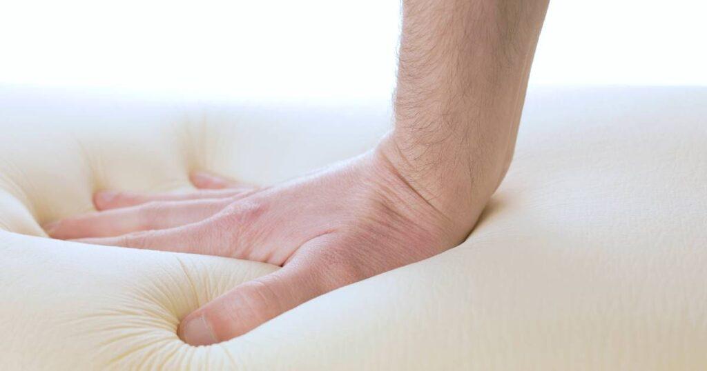 matelas bébé mémoire de forme et haute densité